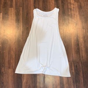 White tank